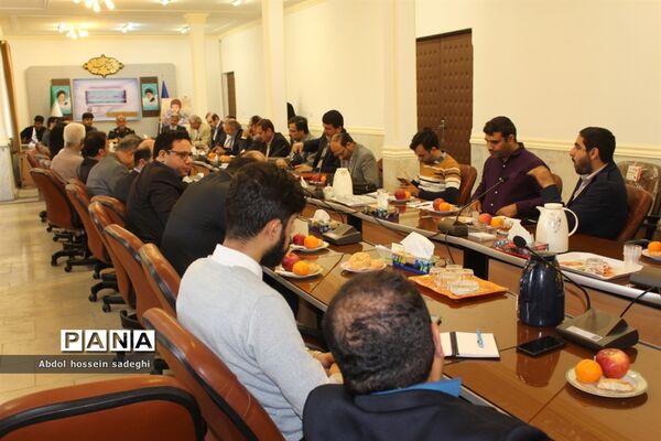 نشست مدیران و نخبگان رسانه استان بوشهر