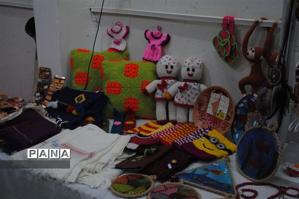 چله بانوی مرزنشین؛ نمایشگاه توانمندی‌های بانوان تایبادی