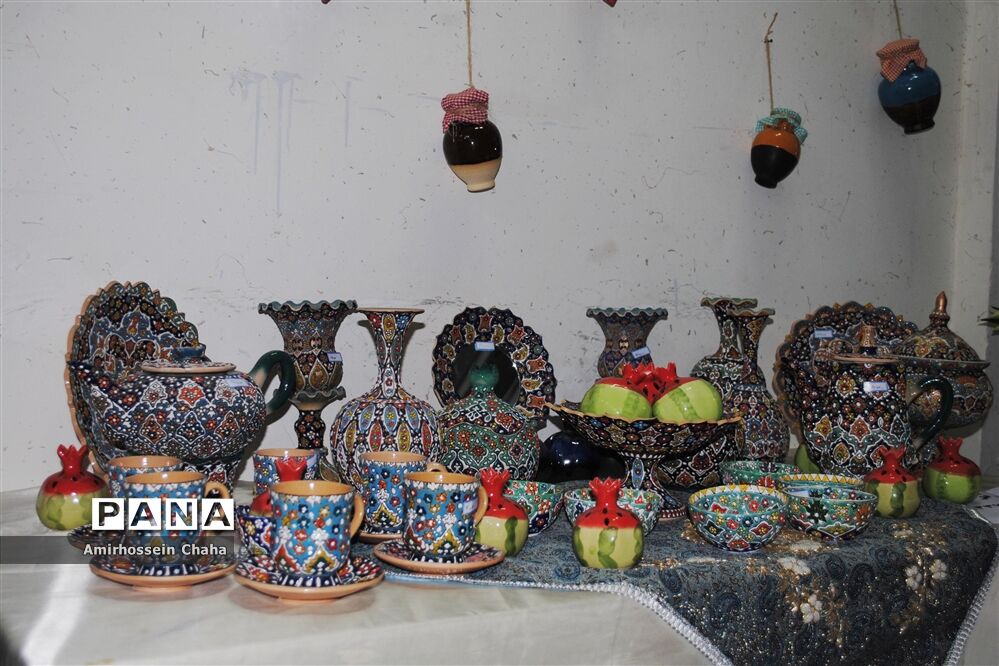 چله بانوی مرزنشین؛ نمایشگاه توانمندی‌های بانوان تایبادی