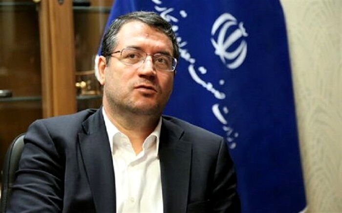 وزیر صمت: از سال‌های آینده باید به فکر صادرات چادر باشیم