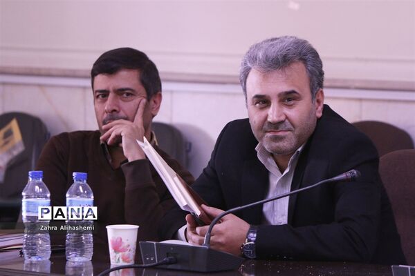 جلسه معاونان پرورشی مناطق نوزده گانه شهر تهران