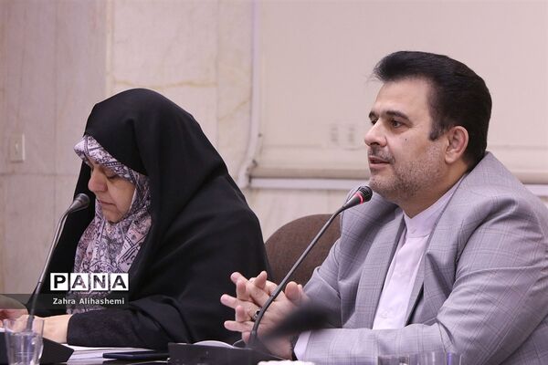 جلسه معاونان پرورشی مناطق نوزده گانه شهر تهران