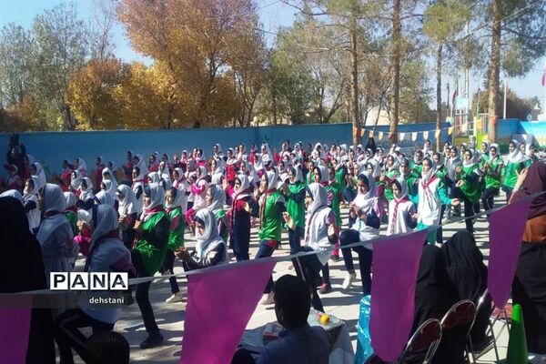 المپیاد ورزشی درون مدرسه‌ای درخاتم