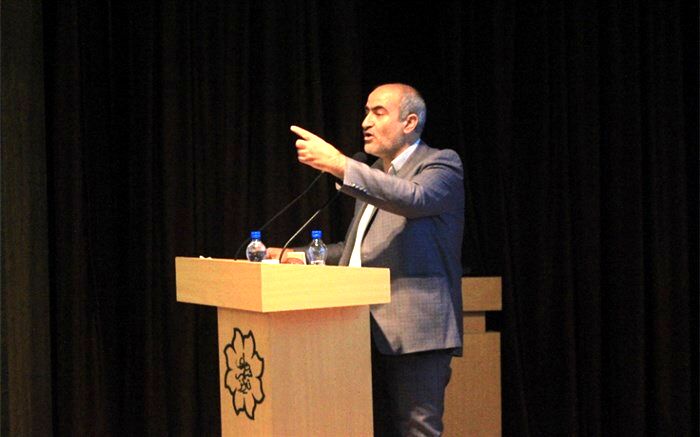 مراسم تنفیذ احکام شهرداران مدارس نواحی پنجگانه تبریز