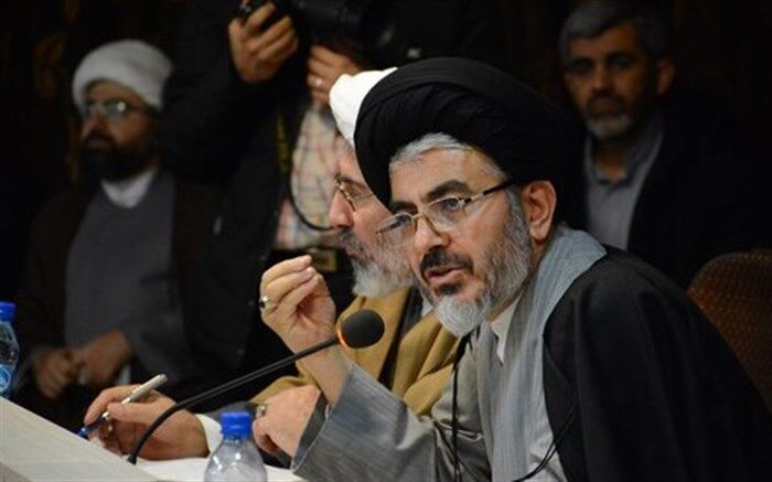 دبیرخانه مطالبه‌گری در حوزه و دانشگاها ایجاد شود