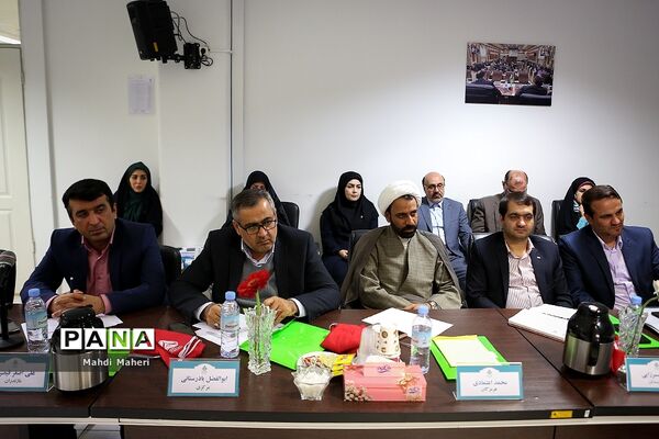 نشست هم‌اندیشی مدیران سازمان دانش‌آموزی کشور