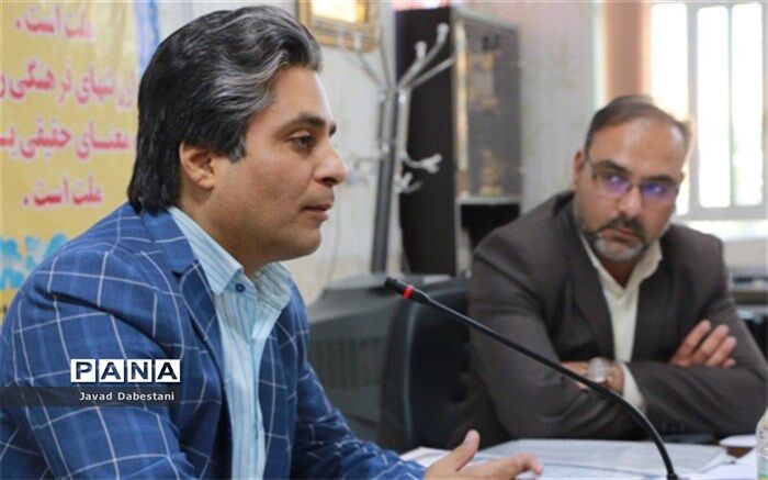 برگزاری کارگاه آموزشی تسهیلگران جام باشگاه های کتابخوانی مروست