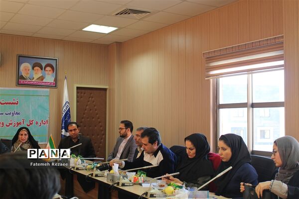 نشست خبری معاون نهضت سوادآموزی اداره‌کل آموزش و پرورش استان زنجان