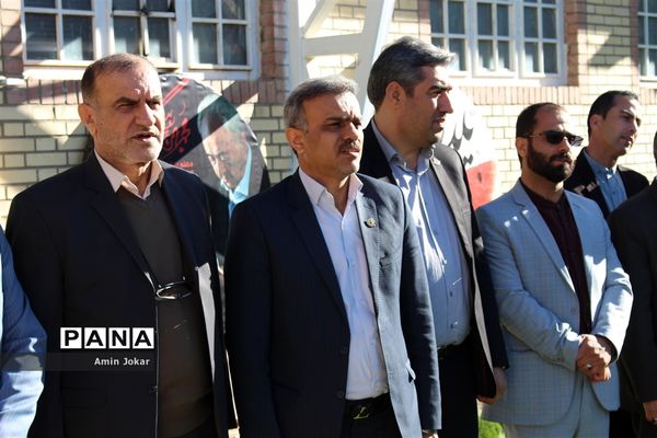 بازدید مشاور رئیس سازمان دانش آموزی کشور از مدرسه تمام تشکیلاتی گندم شهرستان مرودشت