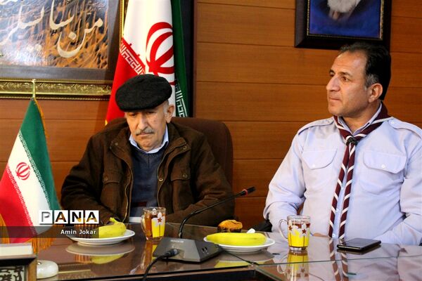 جلسه هم اندیشی سازمان دانش آموزی استان فارس