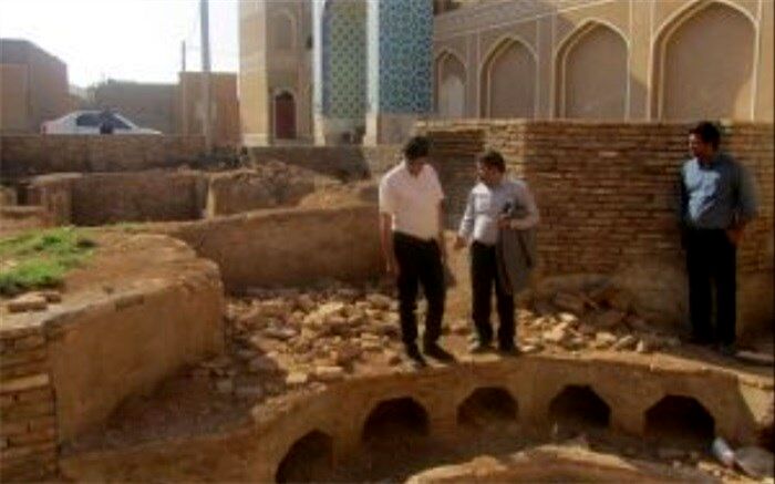 مدیر کل میراث فرهنگی استان از مرمت آثار تاریخی درشهرستان اشکذر بازدید کرد