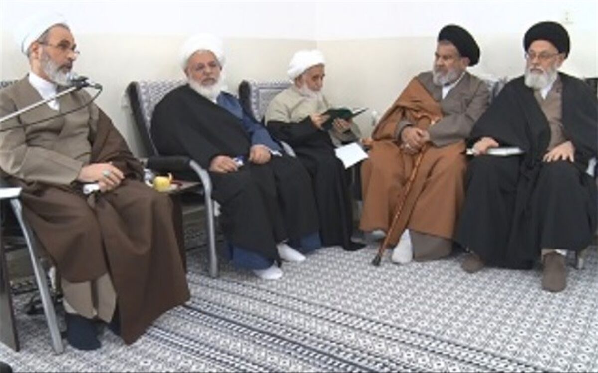 گردهمایی ائمه‌جمعه سراسر استان در میبد برگزار شد