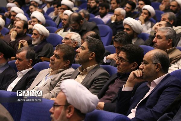 اجلاس نماز استان تهران ویژه ائمه جماعات مدارس استان تهران