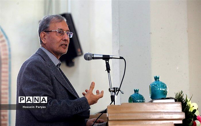 علی ربیعی: بی‌اعتمادی مزمن برای هیچ جامعه‌ای عواقب خوبی ندارد
