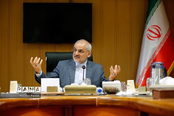 دیدار  اعضای هیات امنای انجمن علمی اولیا و مربیان با وزیر آموزش و پرورش