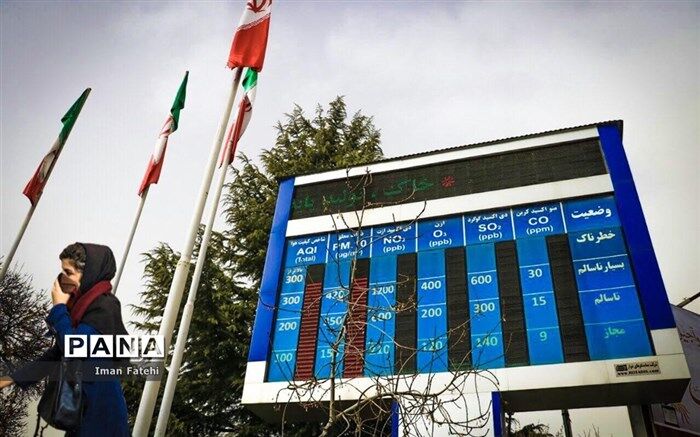 هوای تهران در ۱۴ ایستگاه ناسالم برای همه است