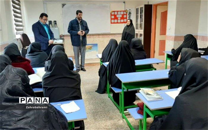 آغازدوره های توانمندسازی و مهارت افزایی نیروی انسانی حق التدریس نهضت سواد آموزی در پاکدشت