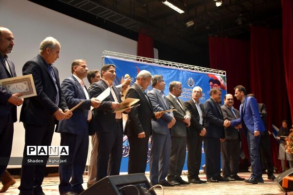 جشنواره تلاش ماندگار با حضور مدیرکل استان در شهرستان امیدیه