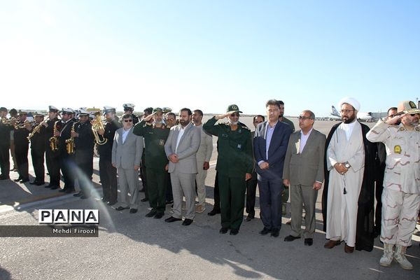 ورود پیکر مطهر دو شهید گمنام به استان هرمزگان