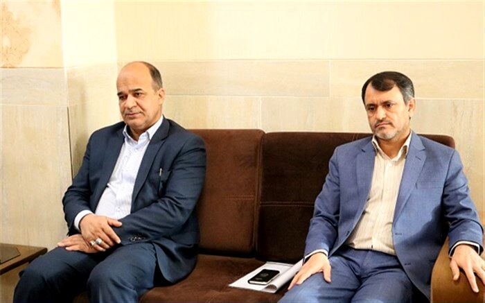 مسائل و مشکلات حوزه مالیاتی شهرستان اشکذر بررسی شد