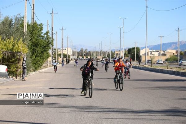 برگزاری اولین دوره المپیاد دوچرخه سواری دانش آموزی در  شهرستان خنج
