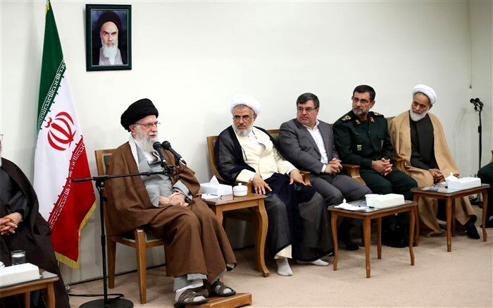 رهبر معظم انقلاب: جریانی به‌دنبال فراموش شدن جهاد و شهادت است، باید درمقابل آن ایستاد
