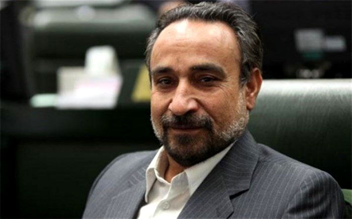 فرصت مانند ابر بهاری می‌گذرد