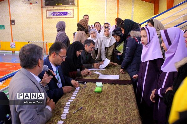 برگزاری المپیاد بازی‌های فکری سرگرمی دانش‌آموزی در ناحیه 2 شیراز
