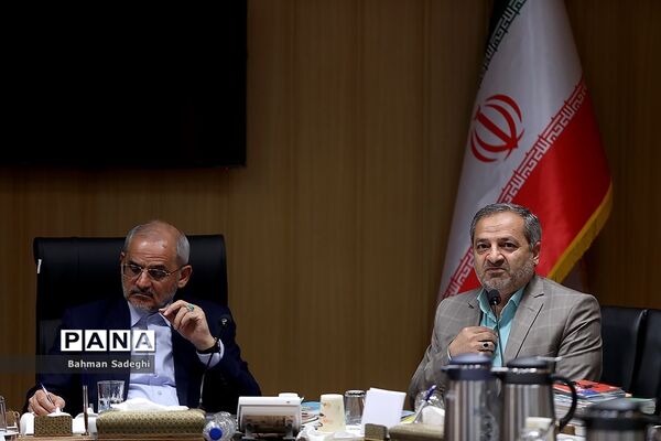 دیدار مدیران سازمان دانش‌آموزی استان‌های سراسر کشور با وزیر آموزش و پرورش