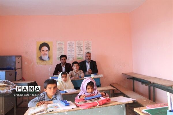 بازدید مدیرآموزش و پرورش عشایر خورستان از مدارس عشایری شهرستان باغملک