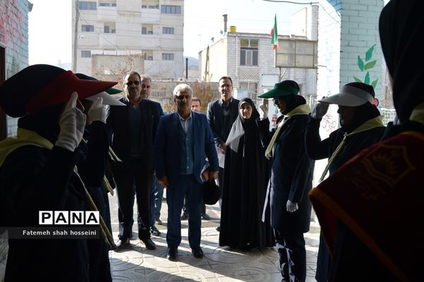 همایش گرامیداشت هفته پژوهش درشهرستان فیروزکوه