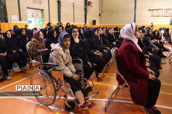 جشن بزرگ شب یلدا ویژه دانش آموزان مدرسه استثنایی علامه طباطبایی۲