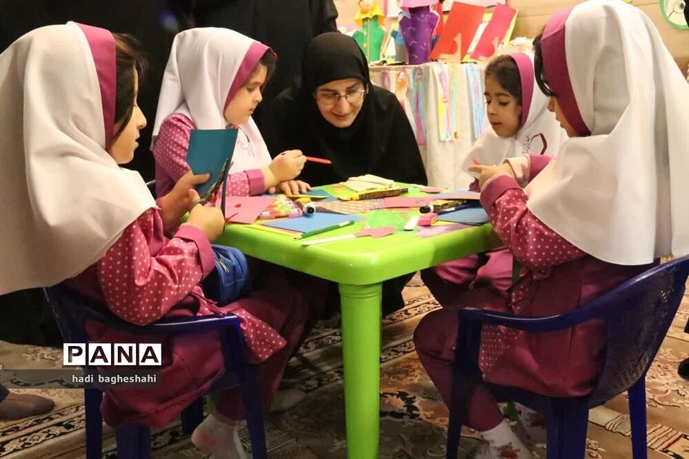 رونمائی بسته آموزش پیش دبستانی ها دریزد