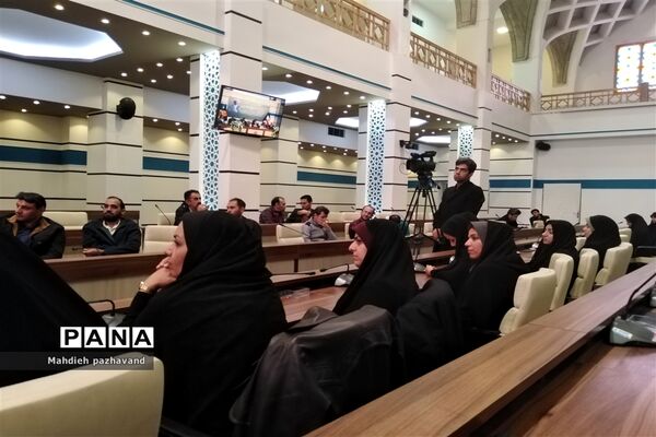 آیین رونمایی از پوستر «این چند کتاب محی الدین »
