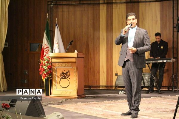 آیین تجلیل از تلاشگران عرصه آموزش و پرورش استثنائی