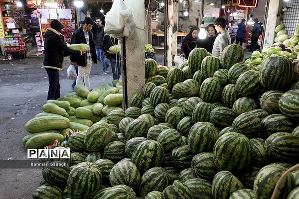 خرید شب یلدا دربازار شهرستانی