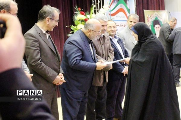 آیین استانی گرامیداشت هفته سواد آموزی در ارومیه