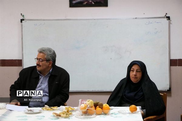 جلسه شورای مرکزی انجمن اولیا و مربیان مازندران