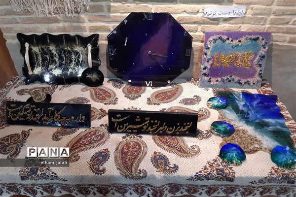 برپایی بازارچه صنایع دستی در سرای فاتح نی ریز