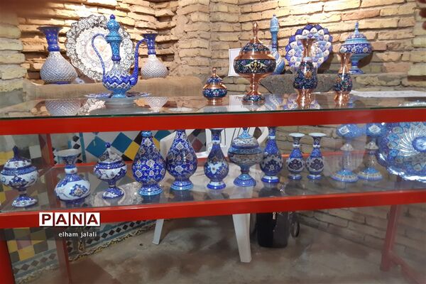 برپایی بازارچه صنایع دستی در سرای فاتح نی ریز