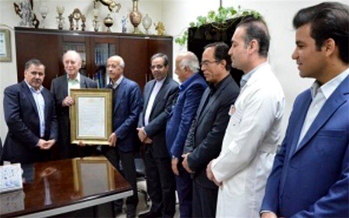 پزشک برجسته استان یزد تجلیل شد