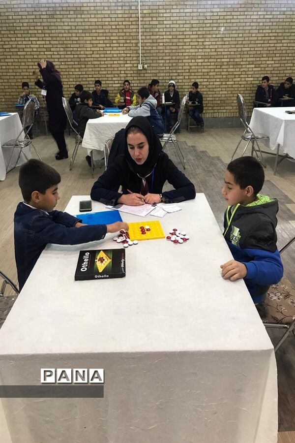 برگزاری المپیاد دانش آموزی بازی های فکری سرگرمی در ناحیه 3 شیراز