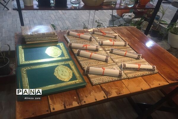 نشست ادبی دال در بوشهر