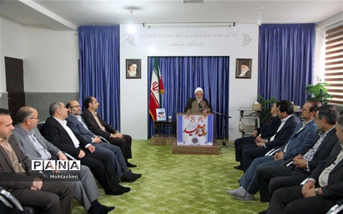 علم آموزی یکی از رکن های ارزشی در قرآن کریم می باشد