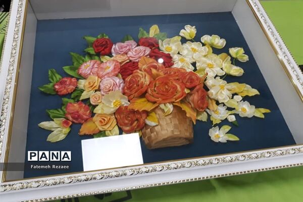 نمایشگاه هنرهای دستی بانوان کارآفرین زنجان