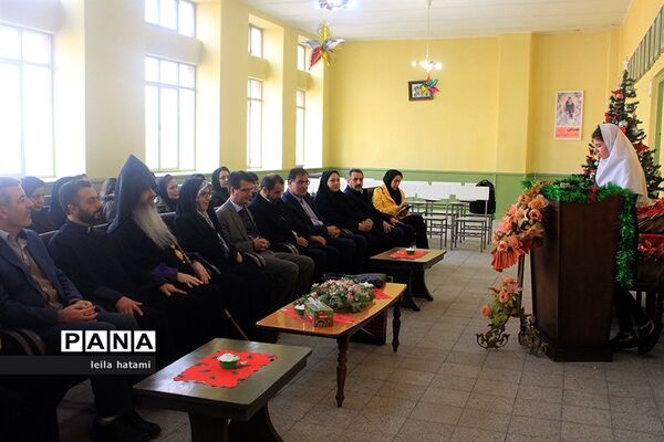 برگزاری جشن سال نو دانش آموزان مدرسه ارامنه اسدی در تبریز