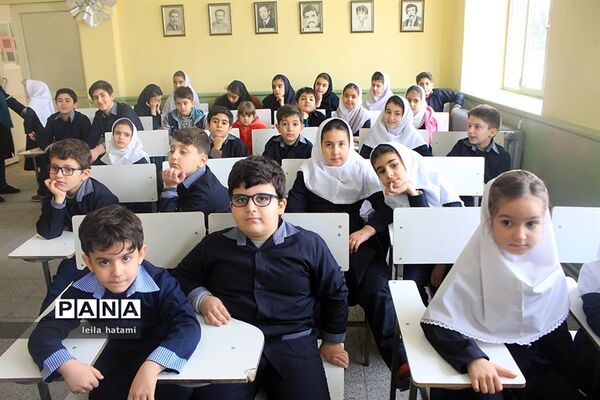 برگزاری جشن سال نو دانش آموزان مدرسه ارامنه اسدی در تبریز