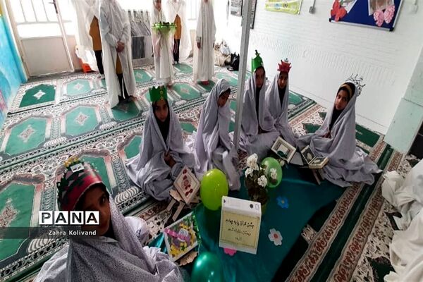 جشن قرآن دبستان دخترانه شاهد ٢ ملایر