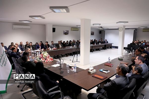 مراسم تکریم و تودیع قائم‌ مقام سازمان دانش‌آموزی