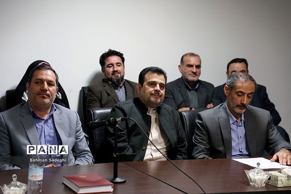 مراسم تکریم و تودیع قائم‌ مقام سازمان دانش‌آموزی